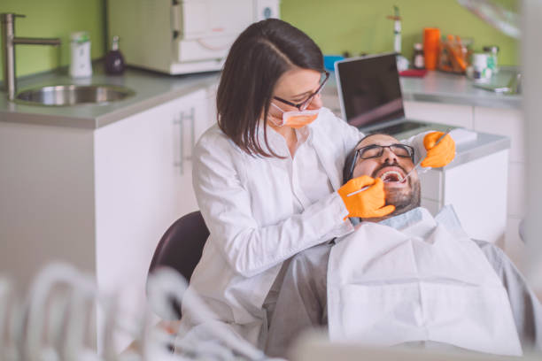 Best Broken or Cracked Tooth Emergency Dentist in Clear Lake, IA